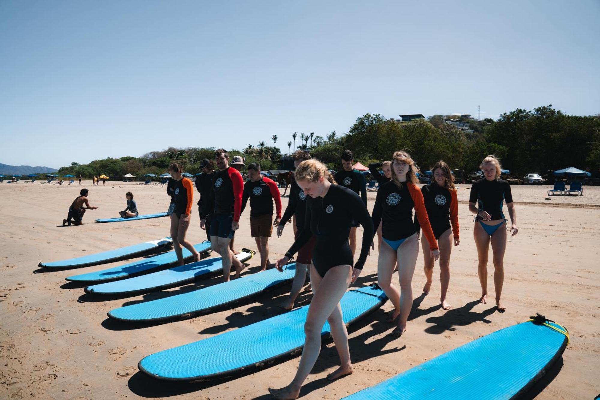 Iguana Surf Camp Hotel Tamarindo Exterior photo